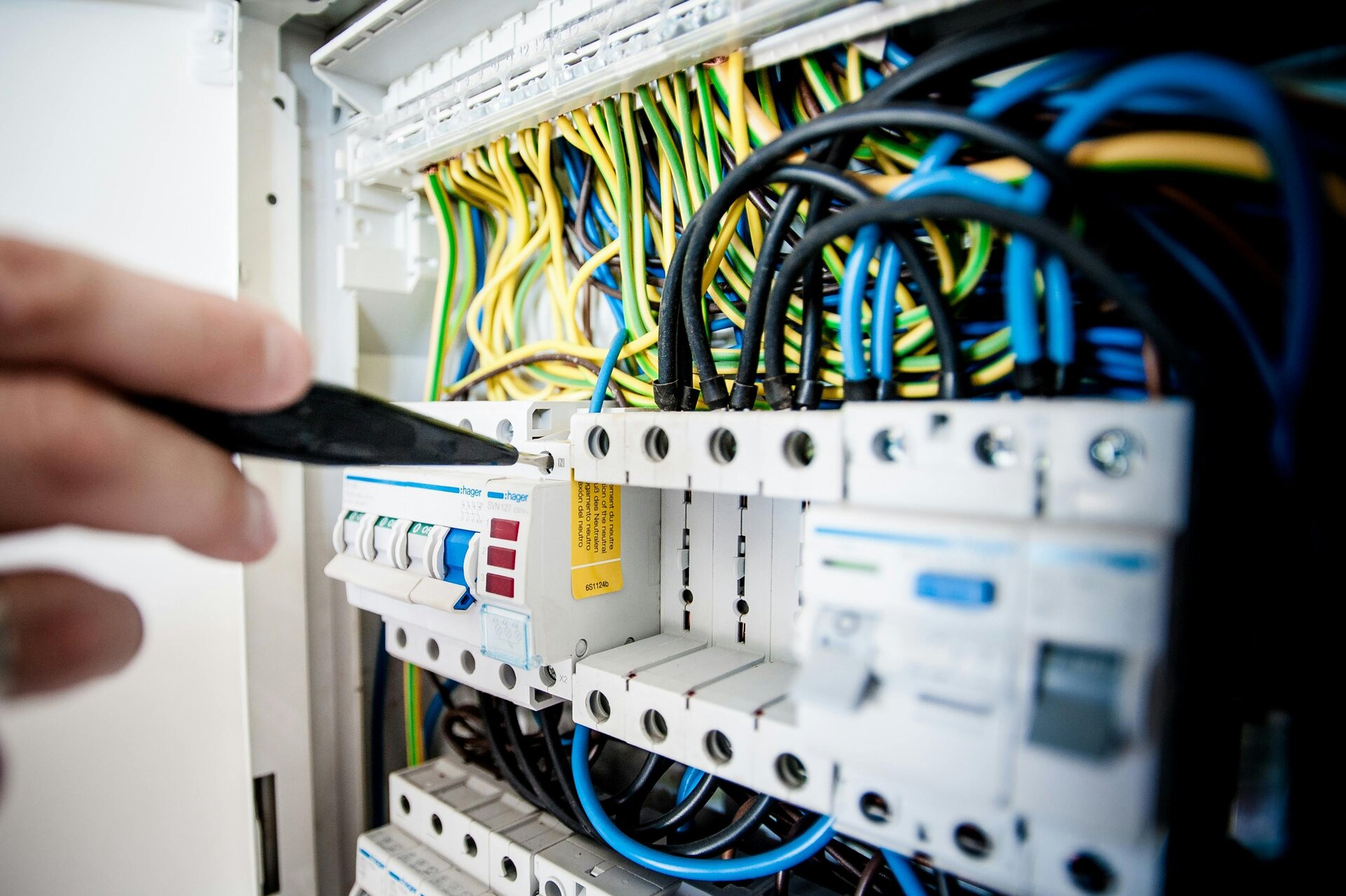 breaker_inspection